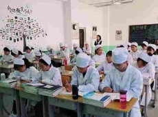 http://m.feixuegongzhu.com/school-172/document-id-312.html